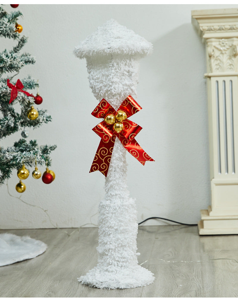 Christmas Decoration Polar Bear Iron Art Ornament Glowing Bear Street Light Ornament Mall Window Display Ornament