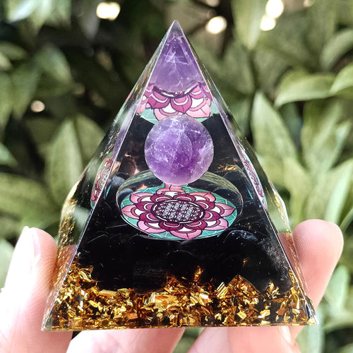 2024 New Crystal Gravel Pyramid Home Resin Epoxy Crafts Desktop Decoration Gift