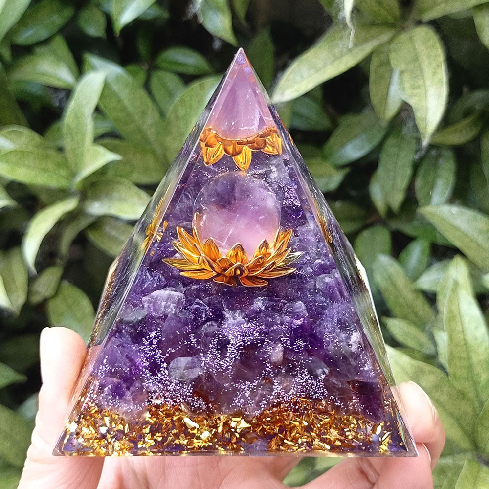8Centimeter Crystal Gravel Pyramid New Acrylic Pyramid Home Desktop Ornament