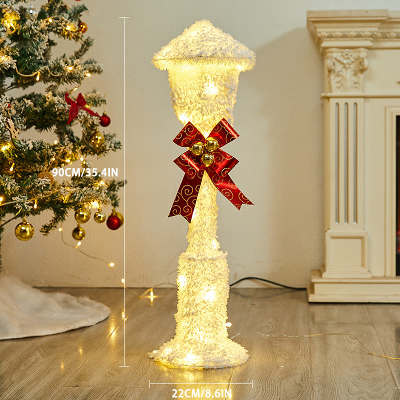 Christmas Decoration Polar Bear Iron Art Ornament Glowing Bear Street Light Ornament Mall Window Display Ornament