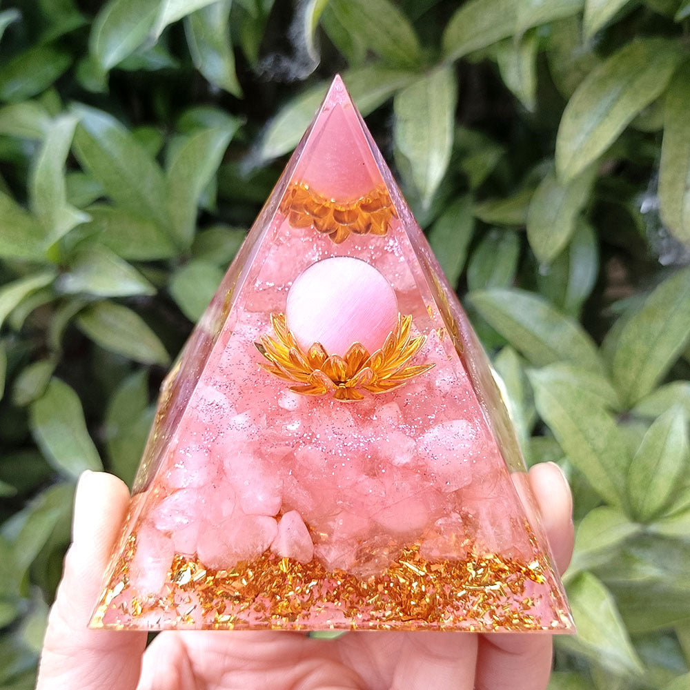 8Centimeter Crystal Gravel Pyramid New Acrylic Pyramid Home Desktop Ornament