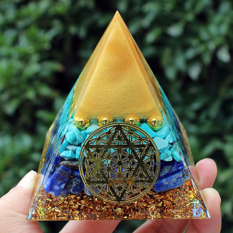 8Centimeter Crystal Gravel Pyramid New Acrylic Pyramid Home Desktop Ornament Decoration Gift