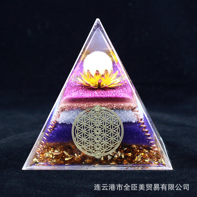 8Centimeter Crystal Gravel Pyramid New Acrylic Pyramid Home Desktop Ornament