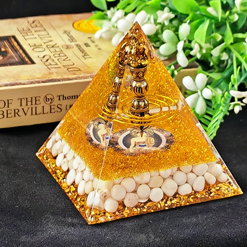 8Centimeter Crystal Gravel Pyramid New Acrylic Pyramid Home Desktop Ornament